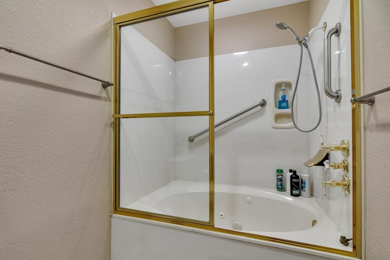 Family Friendly Condo At Diamond Resorts! Брэнсон Экстерьер фото